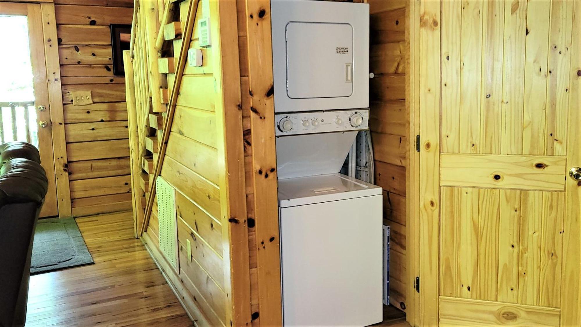 Mountain Joy -Private Treehouse Style Cabin That Sleeps 4-Free Tickets Gatlinburg Dış mekan fotoğraf